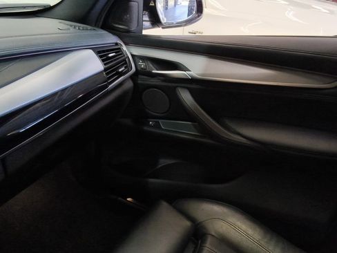 Used 2019 BMW X6 xDrive35i image 25