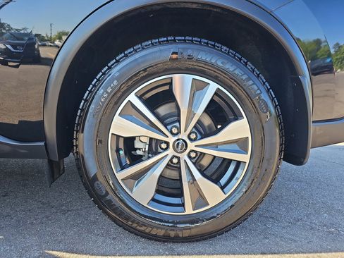 Used 2024 Nissan Murano SV FWD image 32