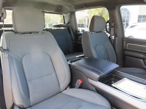 Used 2021 RAM 1500 Big Horn image 9