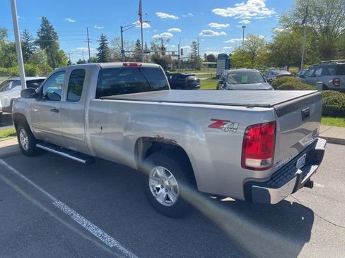 Used 2008 GMC Sierra 1500 SLE w/ Power Pack Plus AWD/4WD image 3