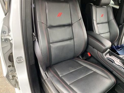 Used 2025 Dodge Durango R/T w/ Blacktop Package AWD/4WD image 39