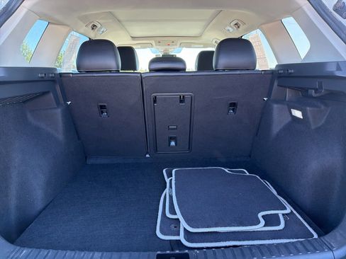 Certified 2025 Volkswagen Taos SEL image 47