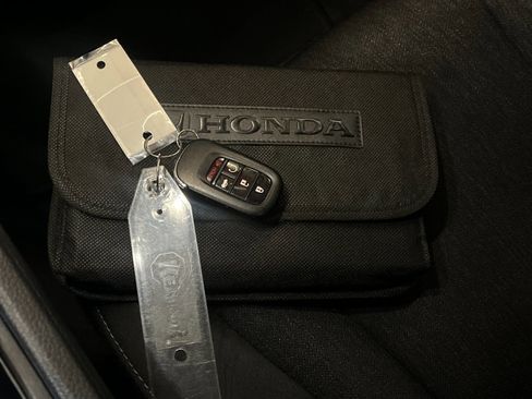Used 2023 Honda Accord EX image 9