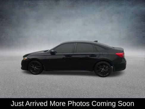 Used 2022 Honda Civic Sport image 2