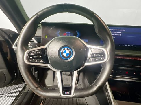 Used 2025 BMW i4 eDrive40 w/ M Sport Package RWD image 17