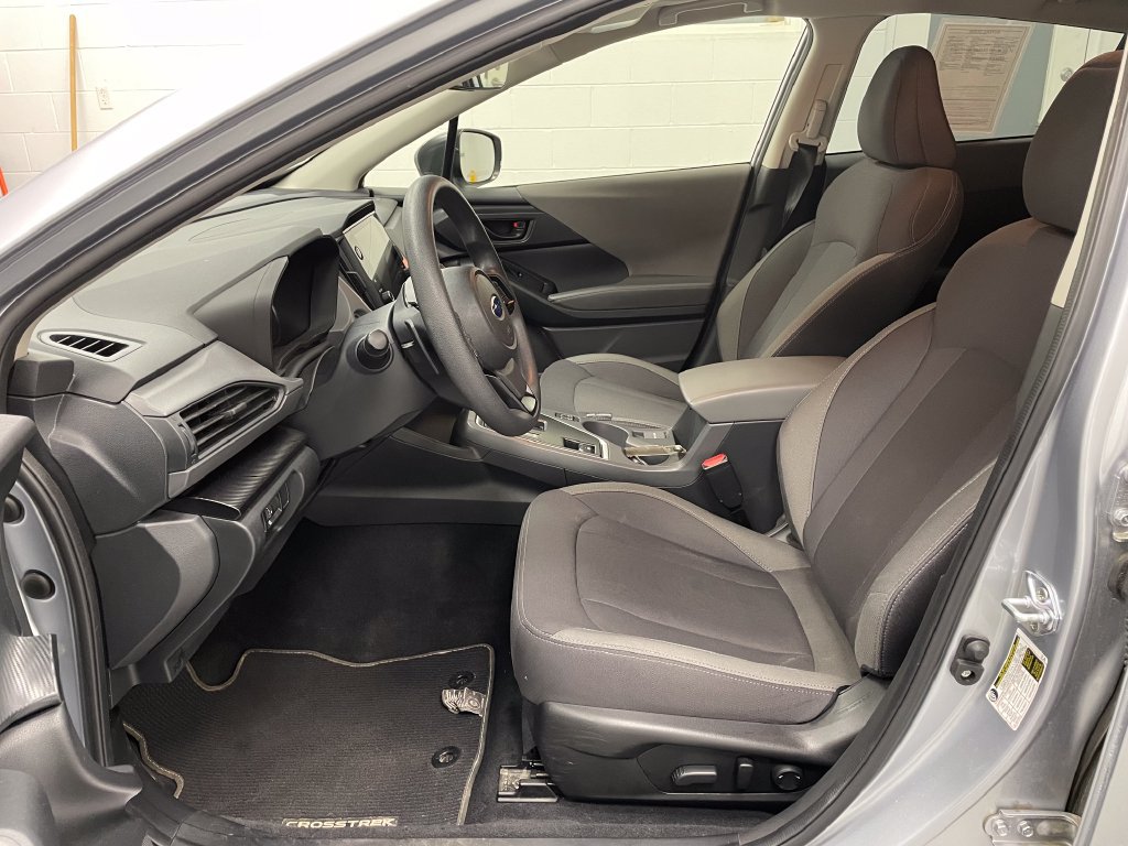 Used 2025 Subaru Crosstrek 2.5i Premium AWD/4WD image 8