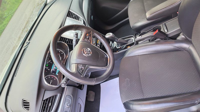 Used 2018 Buick Encore Preferred AWD/4WD image 8