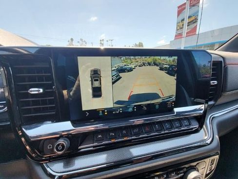 Used 2022 Chevrolet Silverado 1500 ZR2 w/ Technology Package AWD/4WD image 14