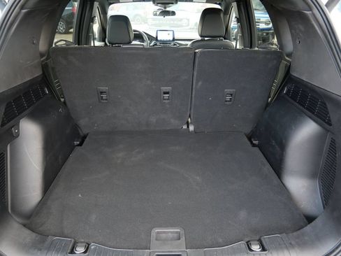 Certified 2023 Ford Escape ST-Line AWD/4WD image 9