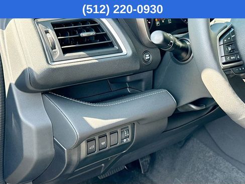 New 2025 Subaru Ascent Limited image 11