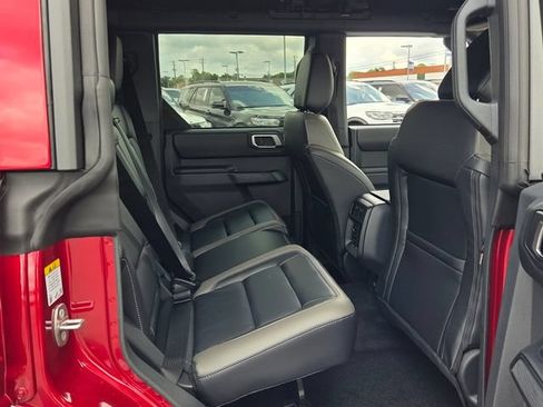 New 2026 Ford Bronco Outer Banks w/ Sasquatch Package AWD/4WD image 13