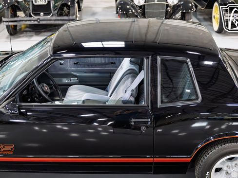 Used 1988 Chevrolet Monte Carlo SS image 20