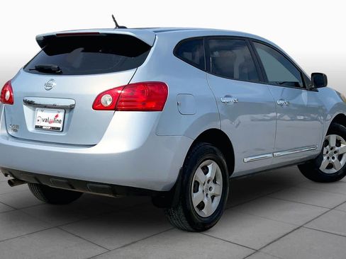 Used 2014 Nissan Rogue S w/ Convenience Package FWD image 13