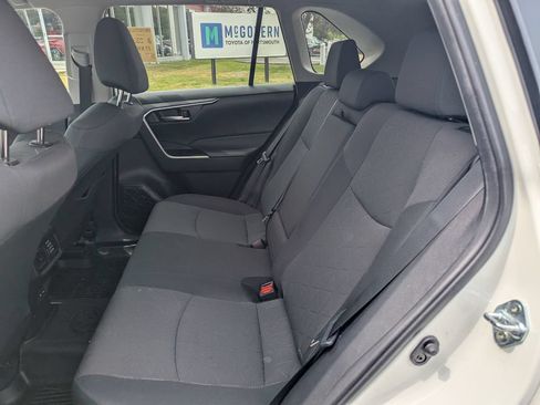Used 2024 Toyota RAV4 XLE w/ Convenience Package AWD/4WD image 15
