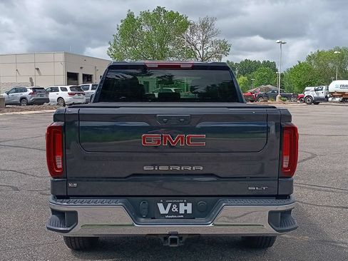 Used 2025 GMC Sierra 1500 SLT AWD/4WD image 25