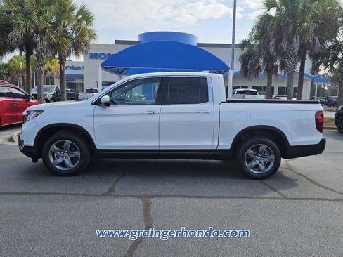 Used 2022 Honda Ridgeline RTL-E image 2