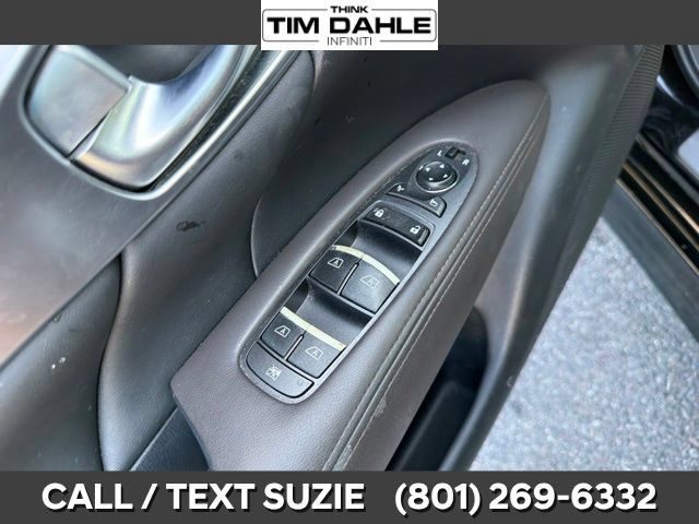 Used 2012 INFINITI M37 x w/ Deluxe Touring Pkg AWD/4WD image 11