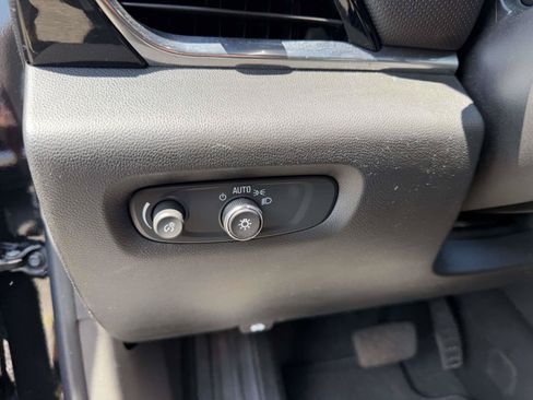 Certified 2023 Chevrolet Traverse RS AWD/4WD image 20