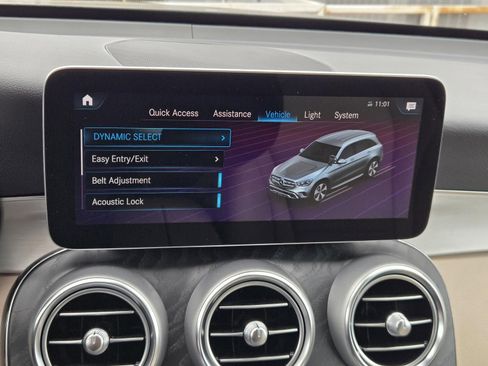 Used 2022 Mercedes-Benz GLC 300 4MATIC image 12