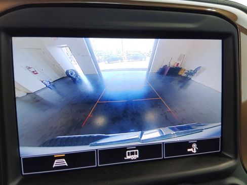 Used 2021 Chevrolet Silverado 1500 High Country w/ Safety Package II image 27