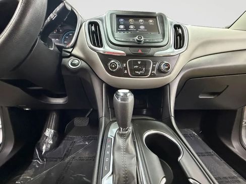 Used 2019 Chevrolet Equinox LS w/ LPO, Cargo Package FWD image 12