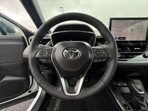Certified 2026 Toyota Corolla Cross AWD Hybrid w/ Convenience Package image 9