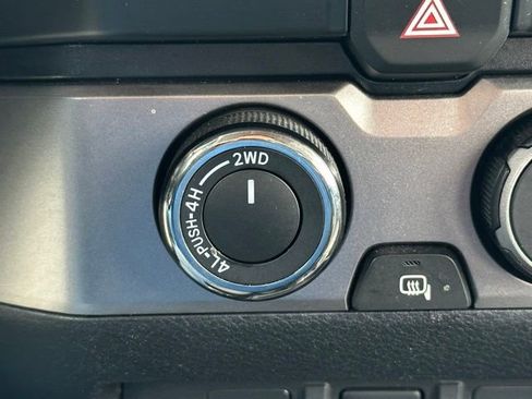 Used 2021 Toyota Tacoma SR5 image 36