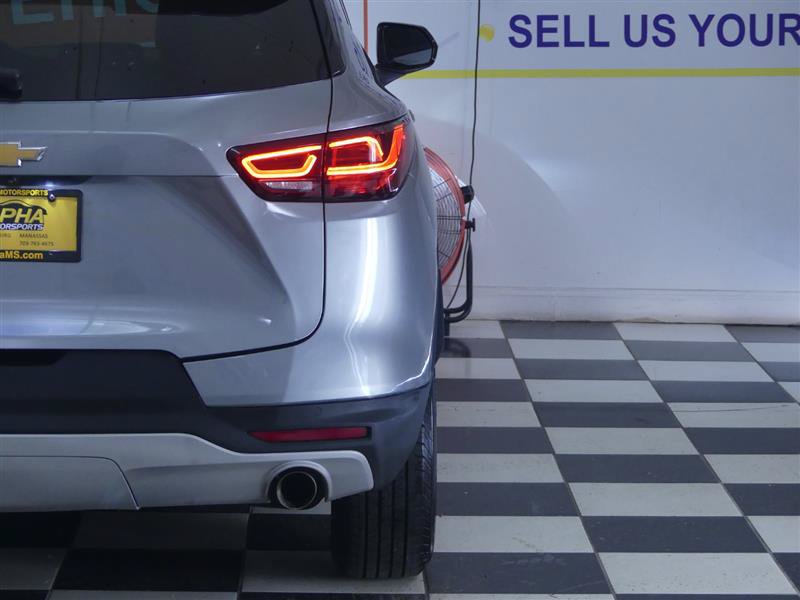 Used 2026 Chevrolet Blazer LT FWD image 33