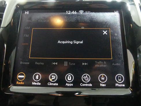 Used 2019 Jeep Cherokee Limited image 40