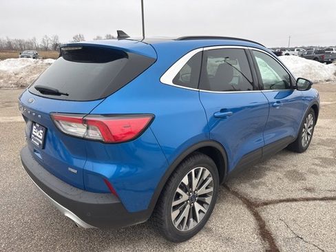 Used 2020 Ford Escape Titanium w/ Titanium Premium Package 2.0 image 5