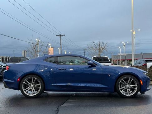Used 2021 Chevrolet Camaro LT w/ RS Package image 6