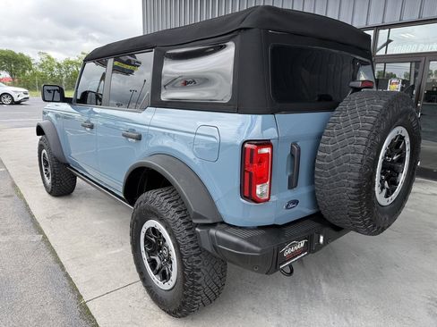 Used 2023 Ford Bronco Black Diamond w/ Sasquatch Package AWD/4WD image 7