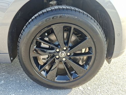 New 2026 Jaguar F-PACE R-Dynamic S AWD/4WD image 7