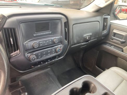 Used 2017 Chevrolet Silverado 1500 W/T AWD/4WD image 9