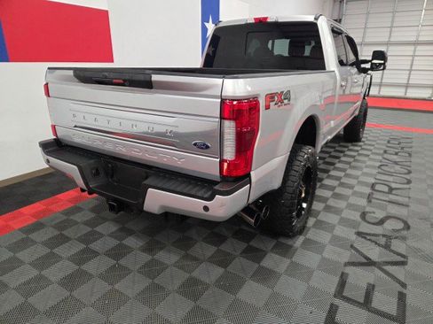 Used 2019 Ford F250 Platinum w/ Platinum Ultimate Package image 19