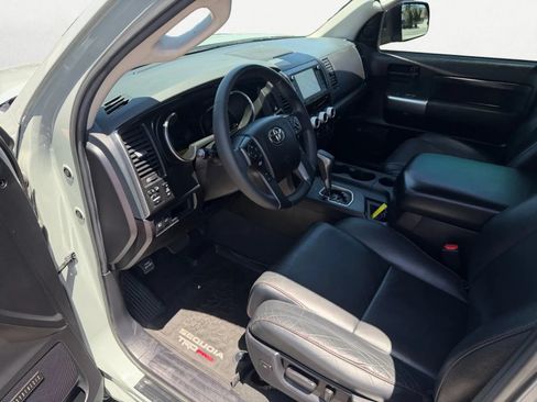 Used 2021 Toyota Sequoia TRD Pro AWD/4WD image 13