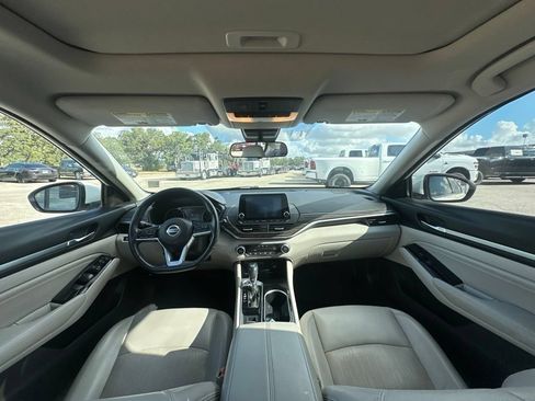 Used 2022 Nissan Altima 2.5 SL AWD/4WD image 3
