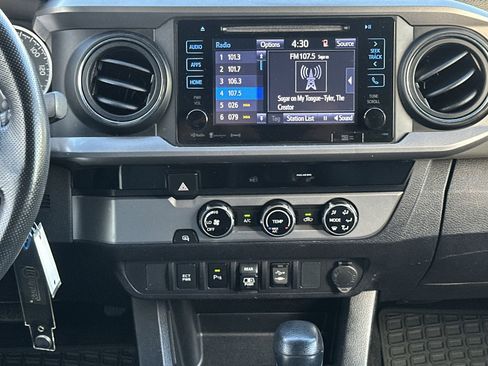 Used 2018 Toyota Tacoma SR5 image 25