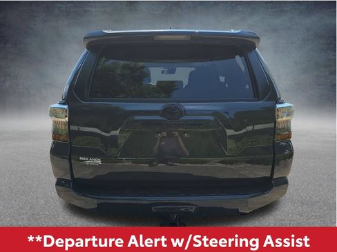 Used 2024 Toyota 4Runner SR5 Premium w/ Moonroof Package AWD/4WD image 5