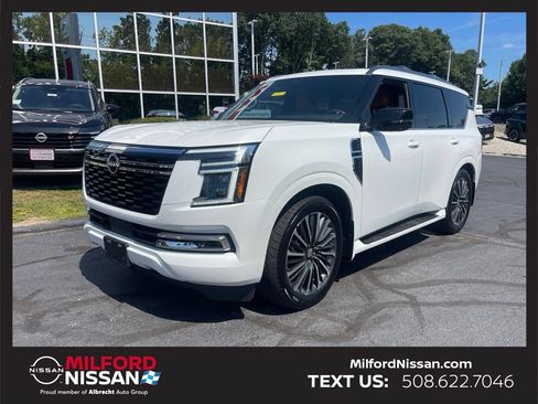 Certified 2025 Nissan Armada Platinum Reserve AWD/4WD image 1