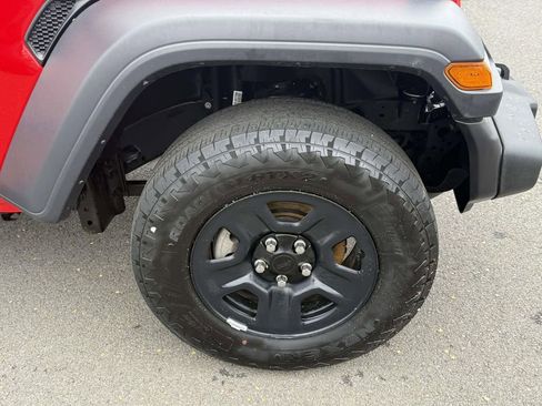 Certified 2025 Jeep Wrangler Unlimited Sport AWD/4WD image 13