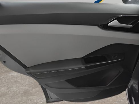 Used 2024 Volkswagen Taos S image 34