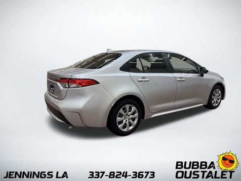 Used 2021 Toyota Corolla LE image 5