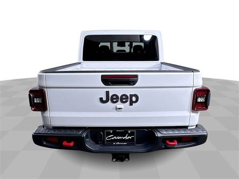 Used 2025 Jeep Gladiator Rubicon w/ Convenience Group image 7