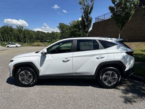 New 2025 Hyundai Tucson Blue AWD/4WD image 2