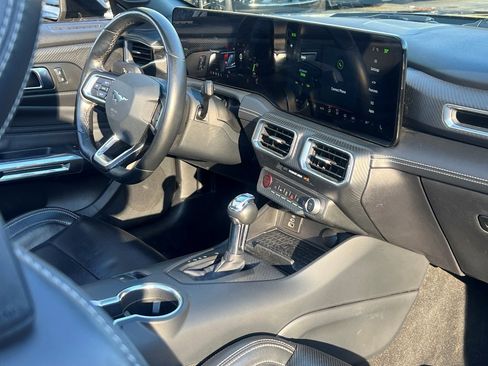 Used 2024 Ford Mustang Premium image 12