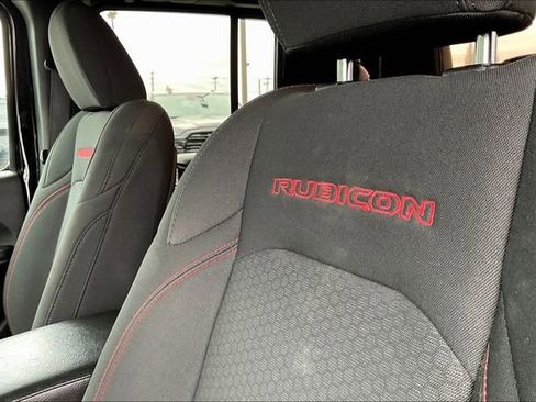 Used 2020 Jeep Gladiator Rubicon image 25