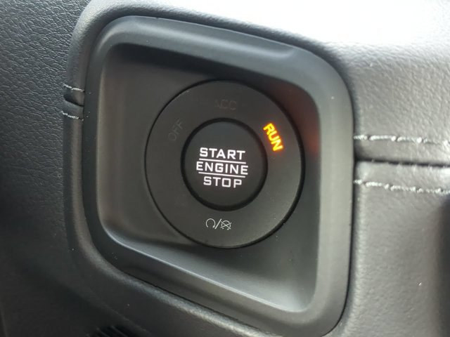 New 2026 Jeep Wrangler Unlimited Sahara AWD/4WD image 35