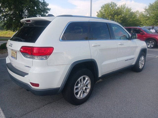 Used 2018 Jeep Grand Cherokee Laredo AWD/4WD image 6