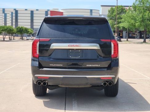 Used 2023 GMC Yukon Denali AWD/4WD image 6